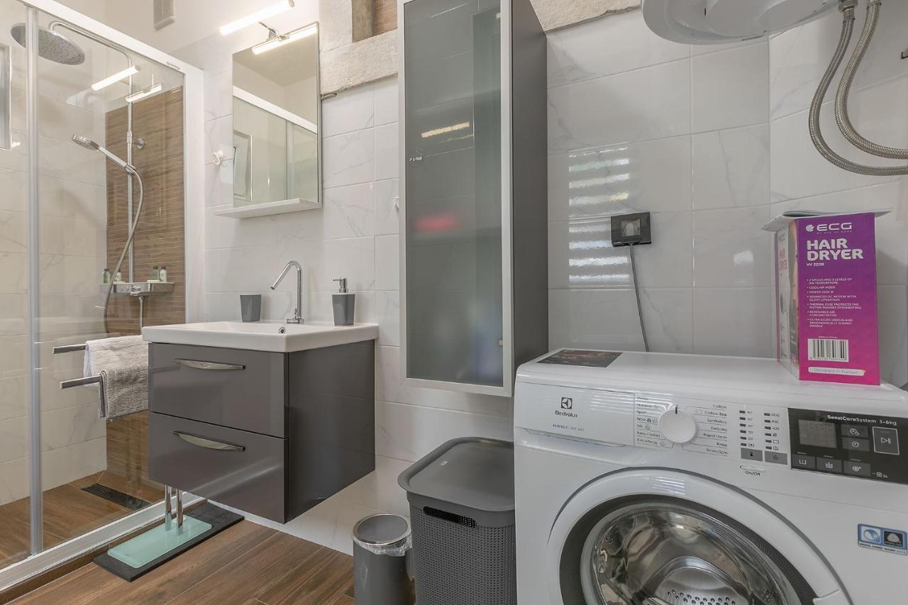 Arena Blue Dream - Modern Apartment With Terrace PUY 외부 사진