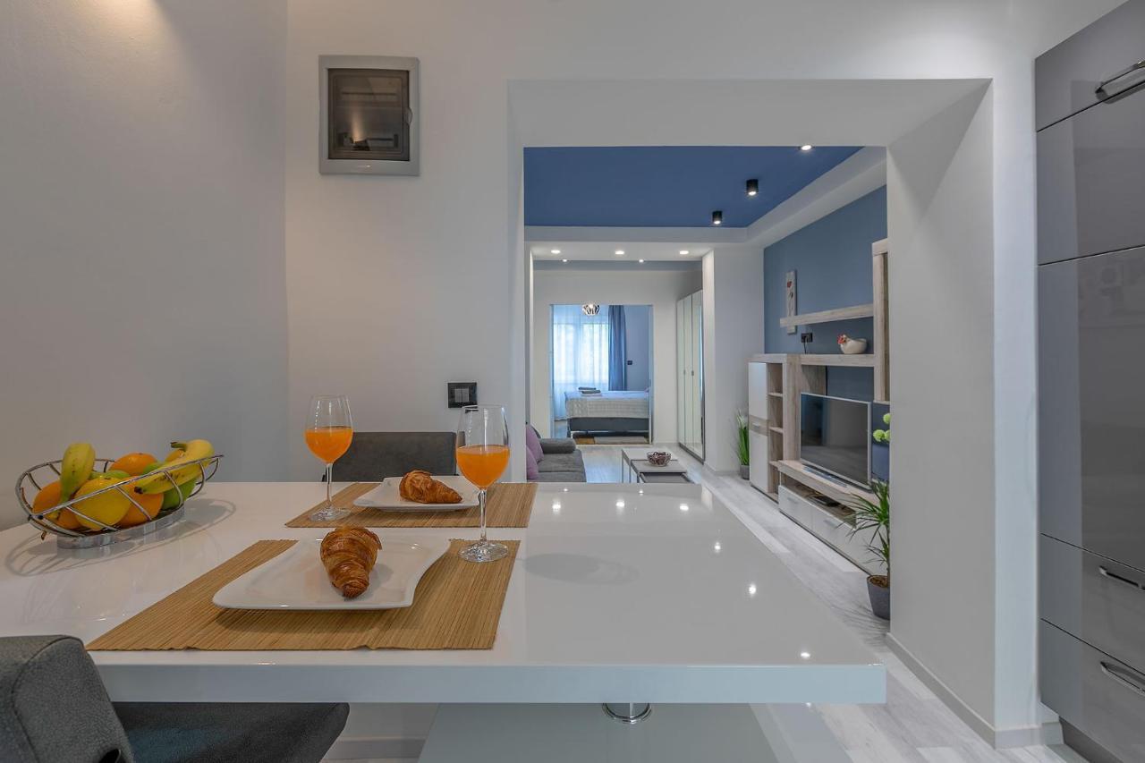 Arena Blue Dream - Modern Apartment With Terrace PUY 외부 사진